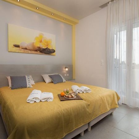 Michaella Studios Plaka  Luaran gambar