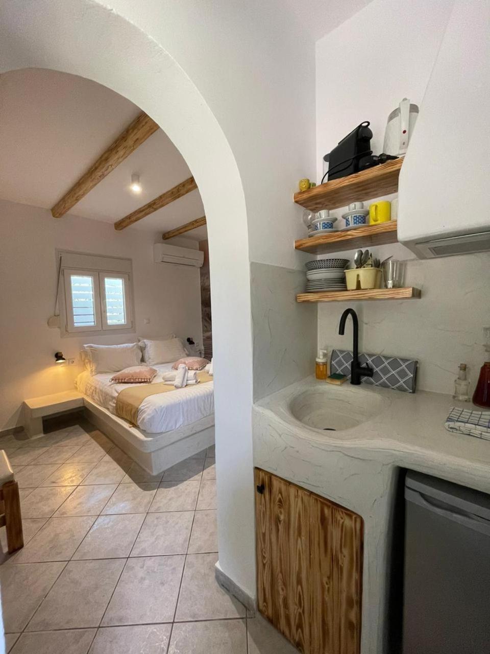 Michaella Studios Plaka  Luaran gambar