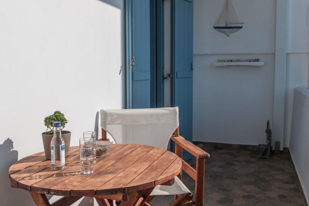 Michaella Studios Plaka  Luaran gambar