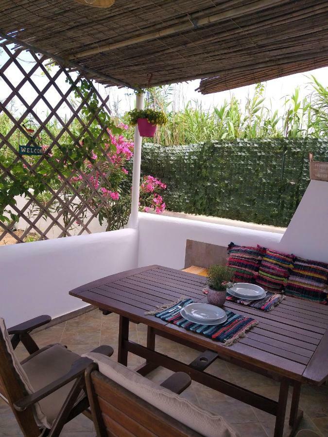 Michaella Studios Plaka  Luaran gambar